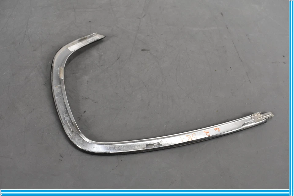 13 - 19 MASERATI QUATTROPORTE M156 ACABAMENTO TRASEIRO DIREITO QUARTO FABRICANTE DE EQUIPAMENTO ORIGINAL - Imagem 4 de 4