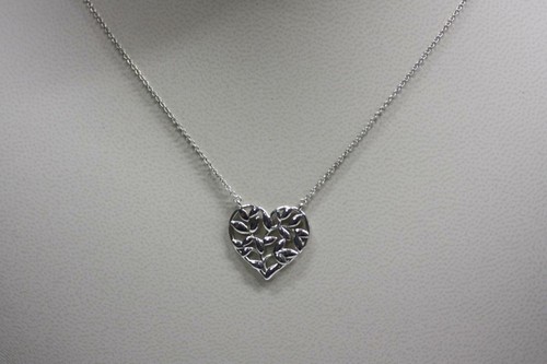 Tiffany \u0026 Co. Olive Leaf Heart Pendant 