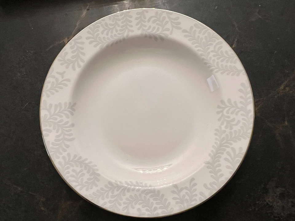 Cuenco de sopa Vera Wang Trailing Vines con borde de 9,0 pulgadas de Wedgwood nuevo Foto 3 de 4