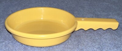Battat Play Circle Yellow Frying Pan Pretend Play Child s Size