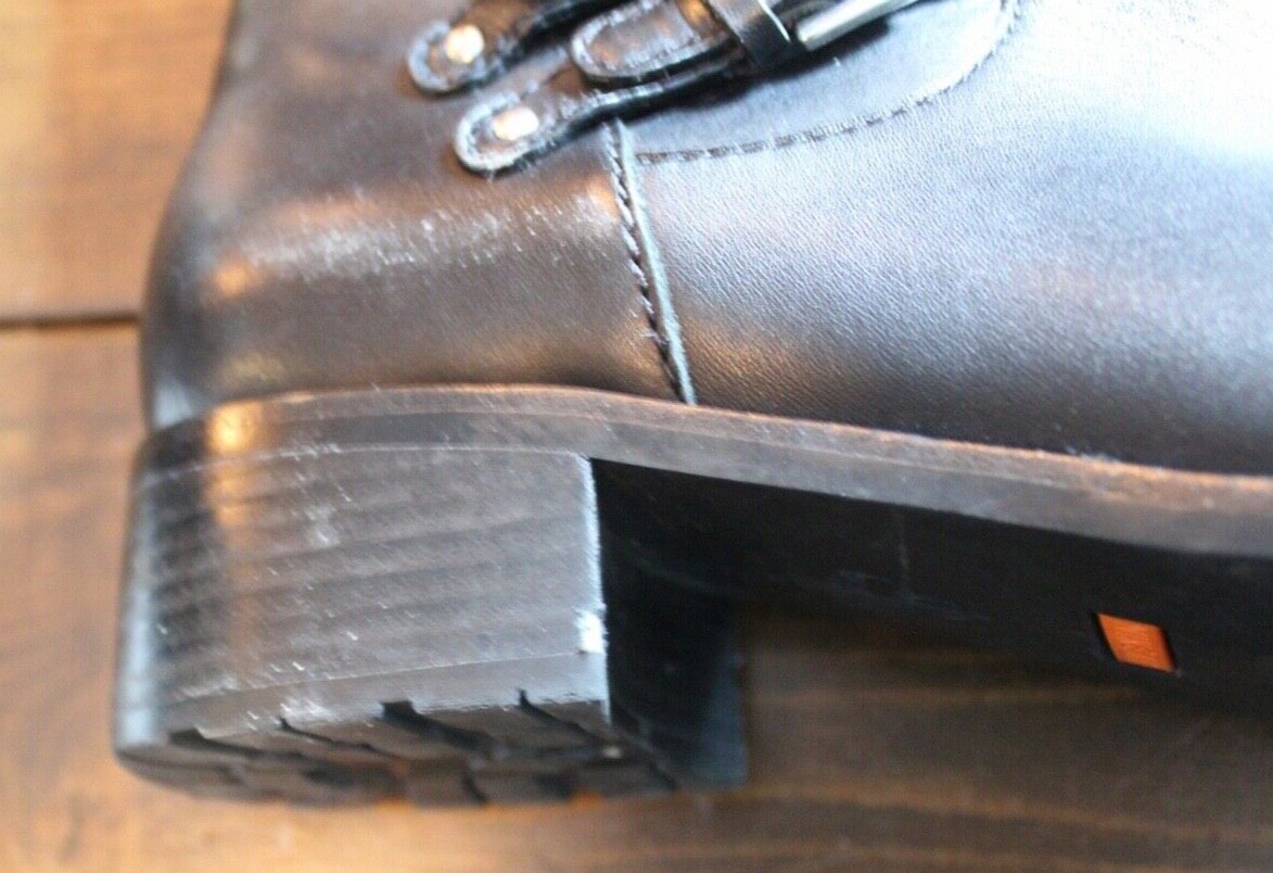 Picture 9 of 12