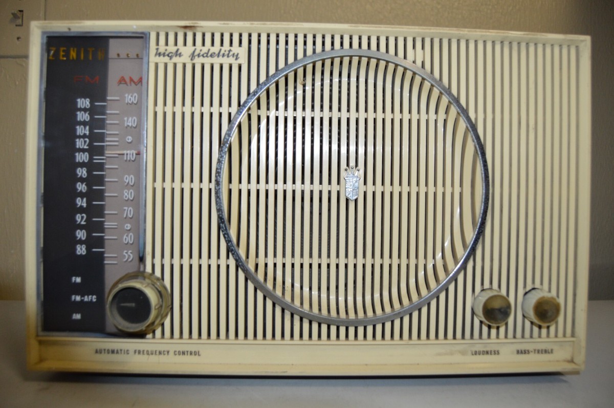Vintage Zenith S-53555 X338 AM FM Wood Cabinet Tube Radio High