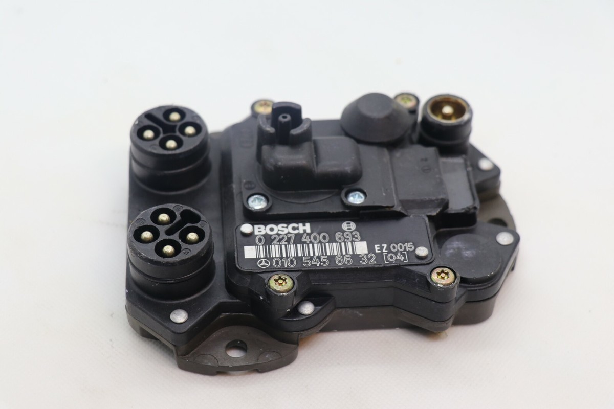 MERCEDES BENZ S CLASS W126 M117 - Ignition Controller A0105456632 