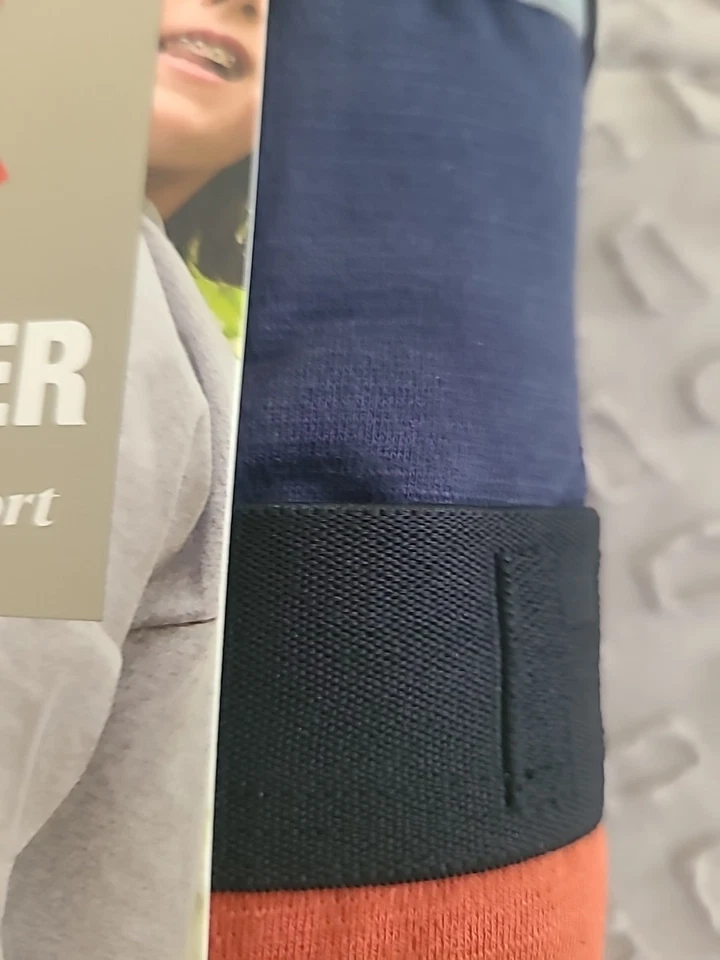 NOVO Cuecas Boxer Hanes Explorer Meninos Tamanho Médio 10-12 Cuecas Boxer Hanes Pacote com 4 - Imagem 3 de 4