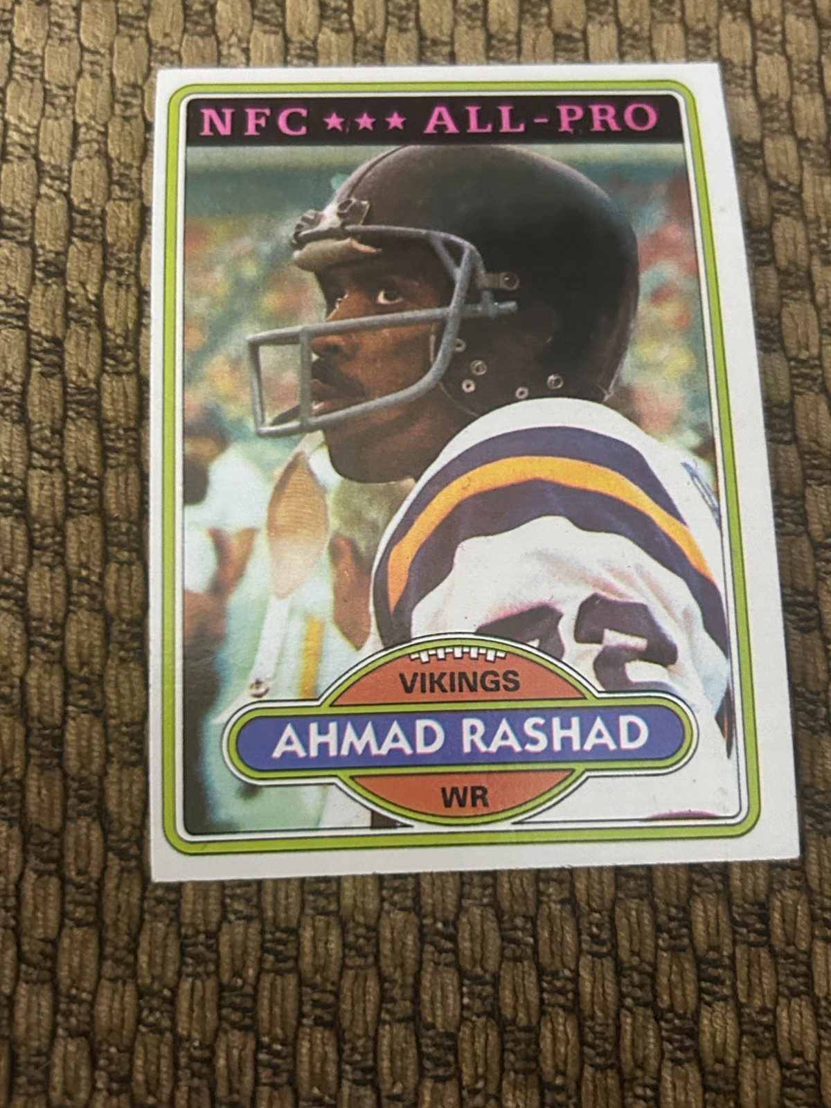 Ahmad Rashad #467 (Football Cards 1980 Topps) — is it worth grading?
