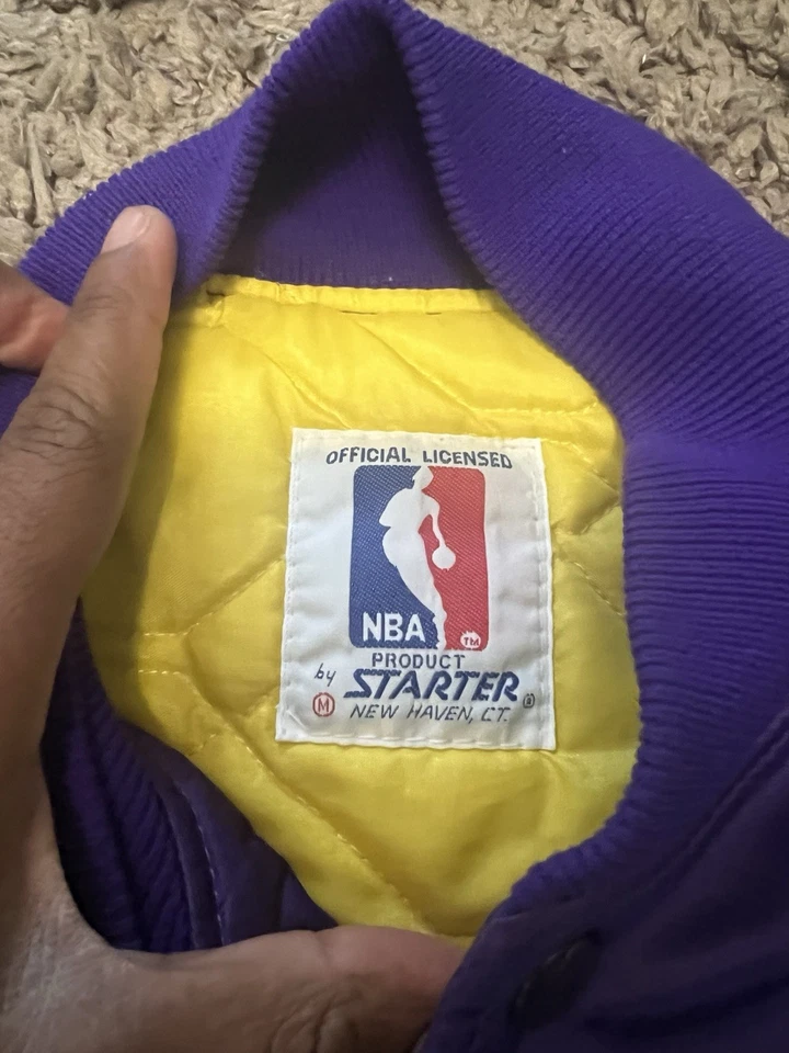 Chaqueta Bomber Vintage Los Angeles Lakers Starter Satén Años 90 Baloncesto Mediana Foto 4 de 4