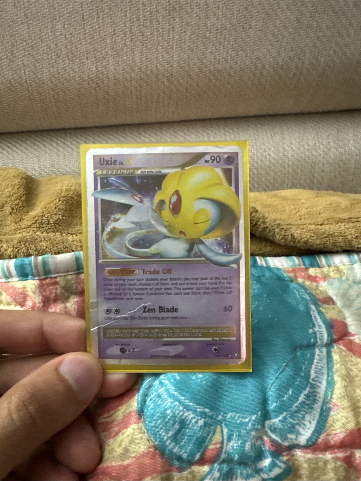 Uxie LV.X 146/146 Legends Awakened Holo