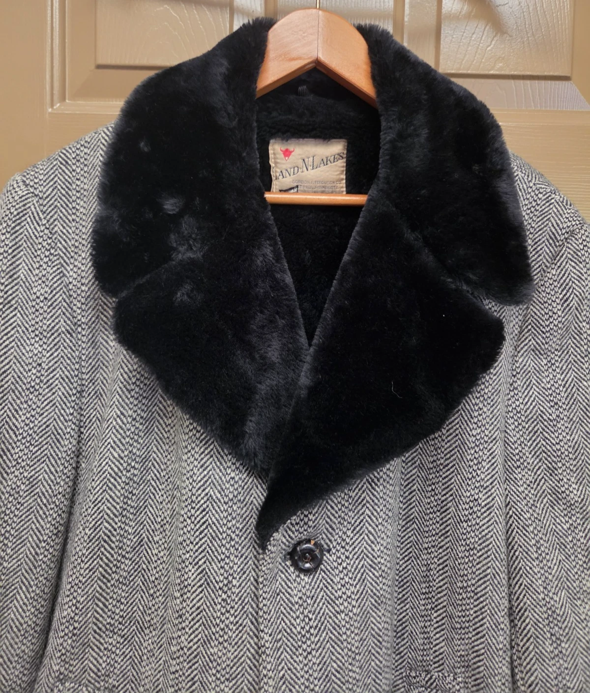 VINTAGE Land-N-Lakes 60s Car Coat XL Black Herringbone Faux Fur Jacket USA 70s - product detail image 6