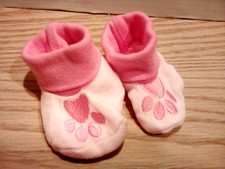 Pair of Pink Cotton 0-6 Months Baby Booties NEW. NEVER WORN