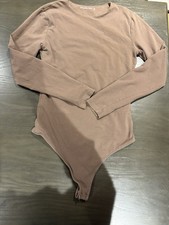 Abercrombie Fitch Soft Matte Seamless Long Sleeve Crew Neck Bodysuit Top Sz M