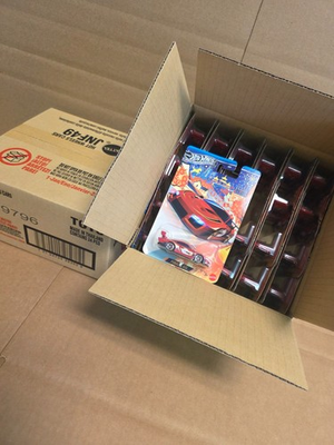 #ad BRAND NEW FRESH CASE PULL Hot Wheels Porsche 935 Lunar New Year Quantity 1 $12.95