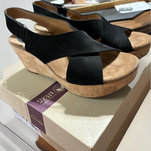 Clarks Caslynn Shae SCHWARZ Nubuk SLINGBACK Kork Keilabsatz Plateau Sandalen Größe 10M