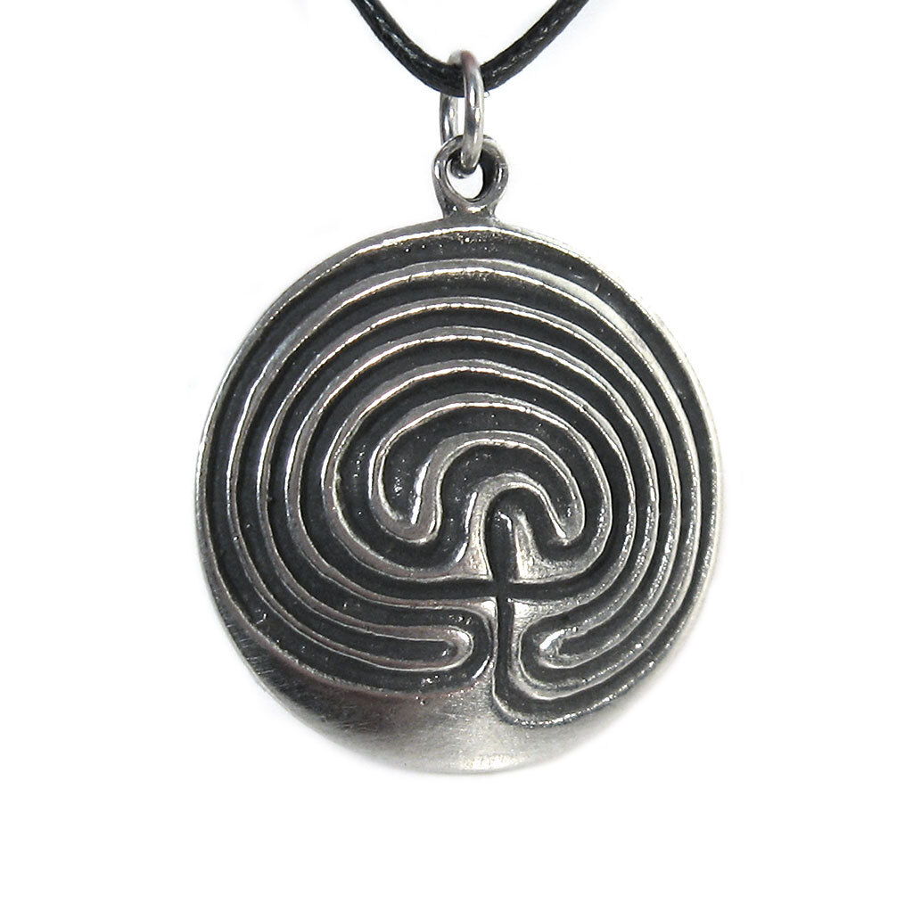 luz cd Reflexión amulet Q&A labyrinth NEW Labyrinth Pendant Amulet w/ Cord Silver Color US Made