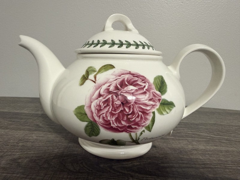 Portmeirion Ceramic Botanic Roses Teapot Large Pink Rose