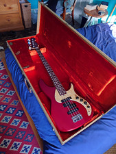 Fender Stu Hamm Urge ii 4-String Solid Body Electric Bass Red, Hard Case