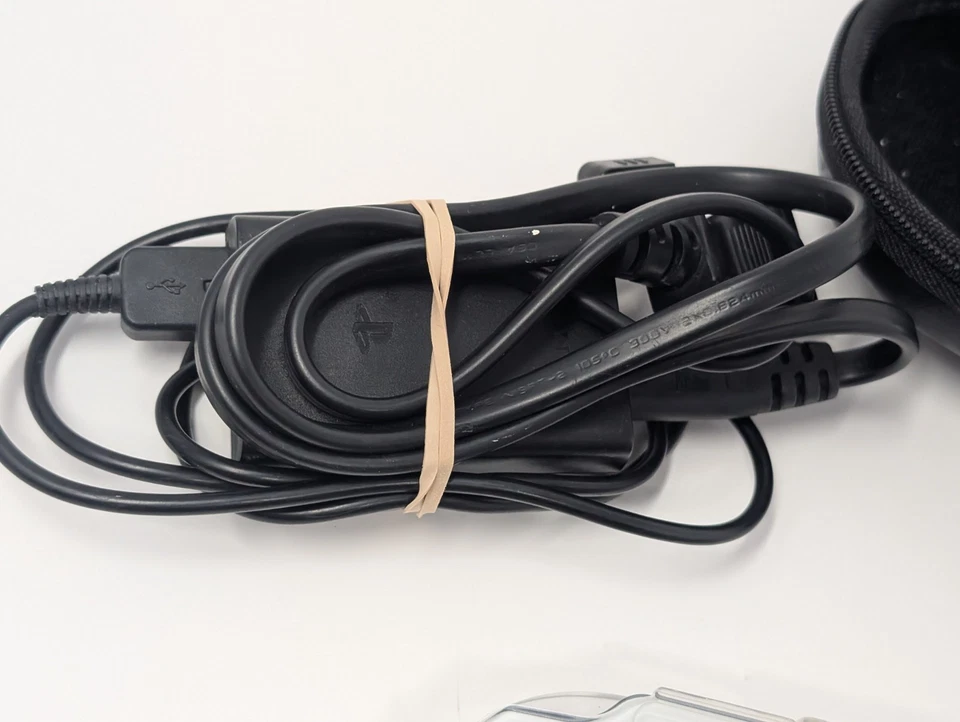 Sony PS Vita PCH-1001 Console W/ OEm Charger, Cover & Case - Image 4 of 4