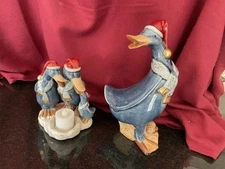 Tii Holiday Ducks   Resin - Vintage  1960’s.      Very  Cute  And Unusual.