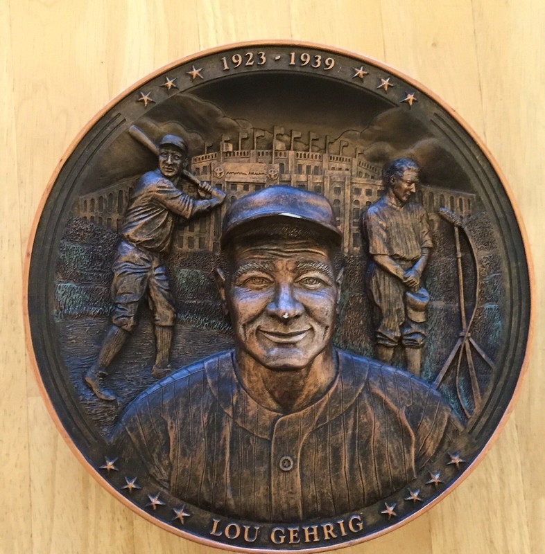Lou Gehrig  “Pride of The Yankkes  1923 - 1939”  (3-D)  The Bradford Exchange 