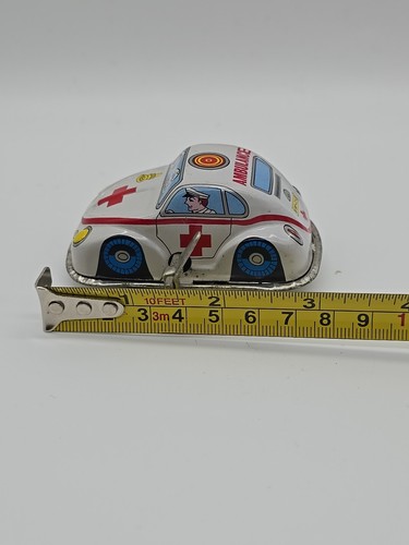 Volkswagon VW Beetle Tinplate Wind-up Vintage Ambulance good condition and works - Picture 8 of 8
