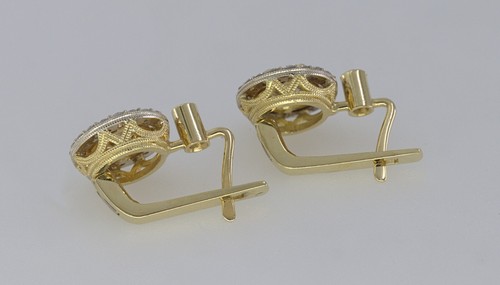 Par de pendientes de diamantes de oro amarillo - Imagen 4 de 14