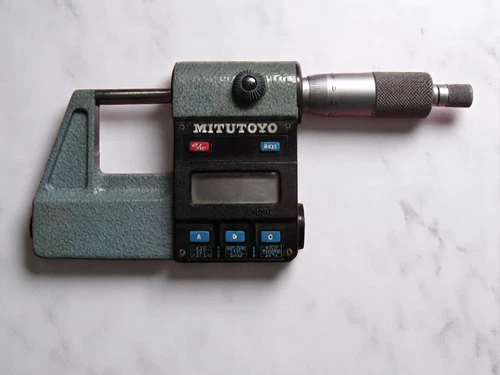 Mitutoyo MD-25M Digital Micrometer 0-25mm 0.001mm Precision Measurement Used