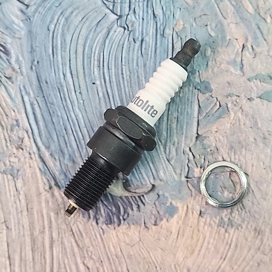 4x Autolite 646 Spark Plugs For Eagle Vision Buick Skyhawk Pontiac LeMans Copper