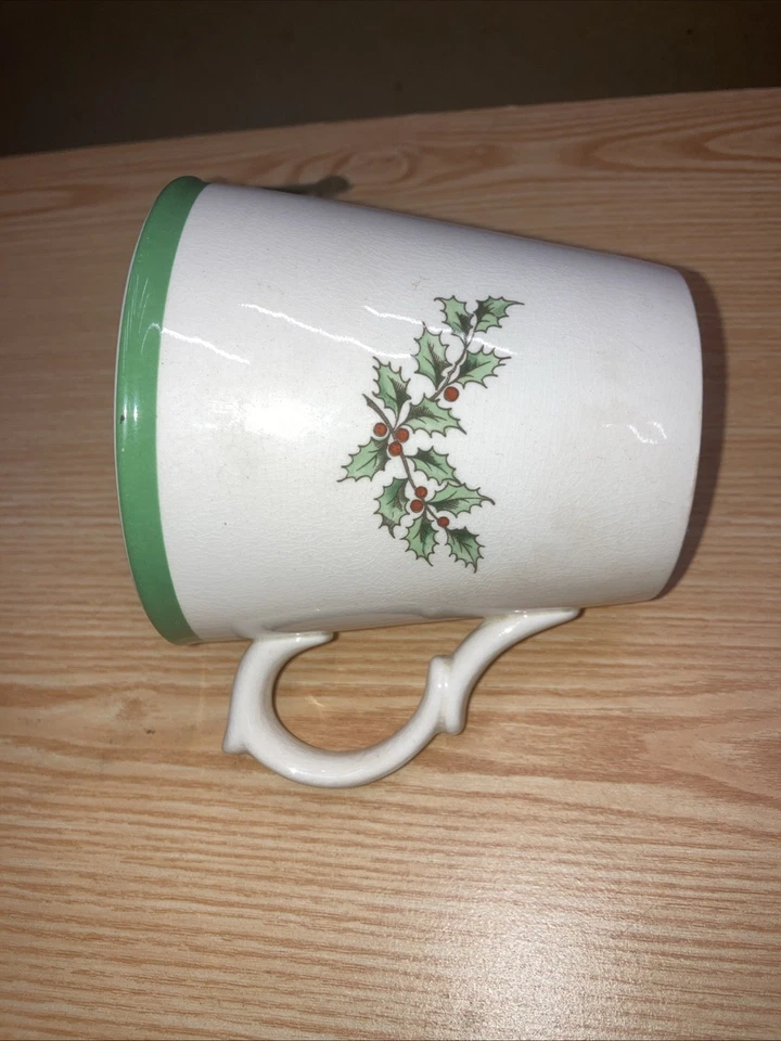 Spode Christmas Tree Cup , England . S3324 H 129 - Image 3 of 4