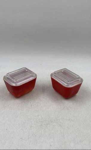 Pyrex Red Clear Home & Kitchenware Dishes Bowl With Lids Lot Of 2