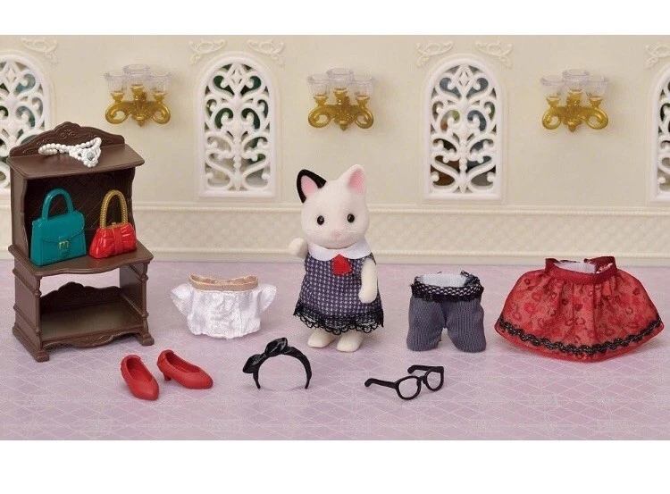 Sylvanian Families Fashion Playset Tuxedo Cat - Town Girl Series 5462 - Image 2 of 3