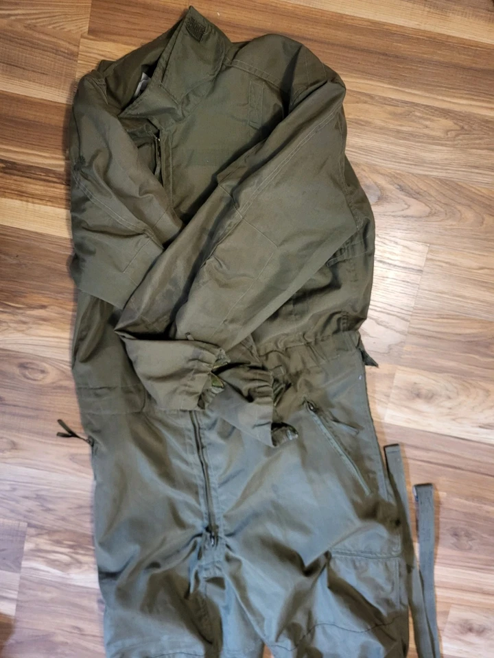 Mono cisterna Isratex 1980 tripulación militar de Estados Unidos para hombre con bolsillo encontrar Foto 4 de 4