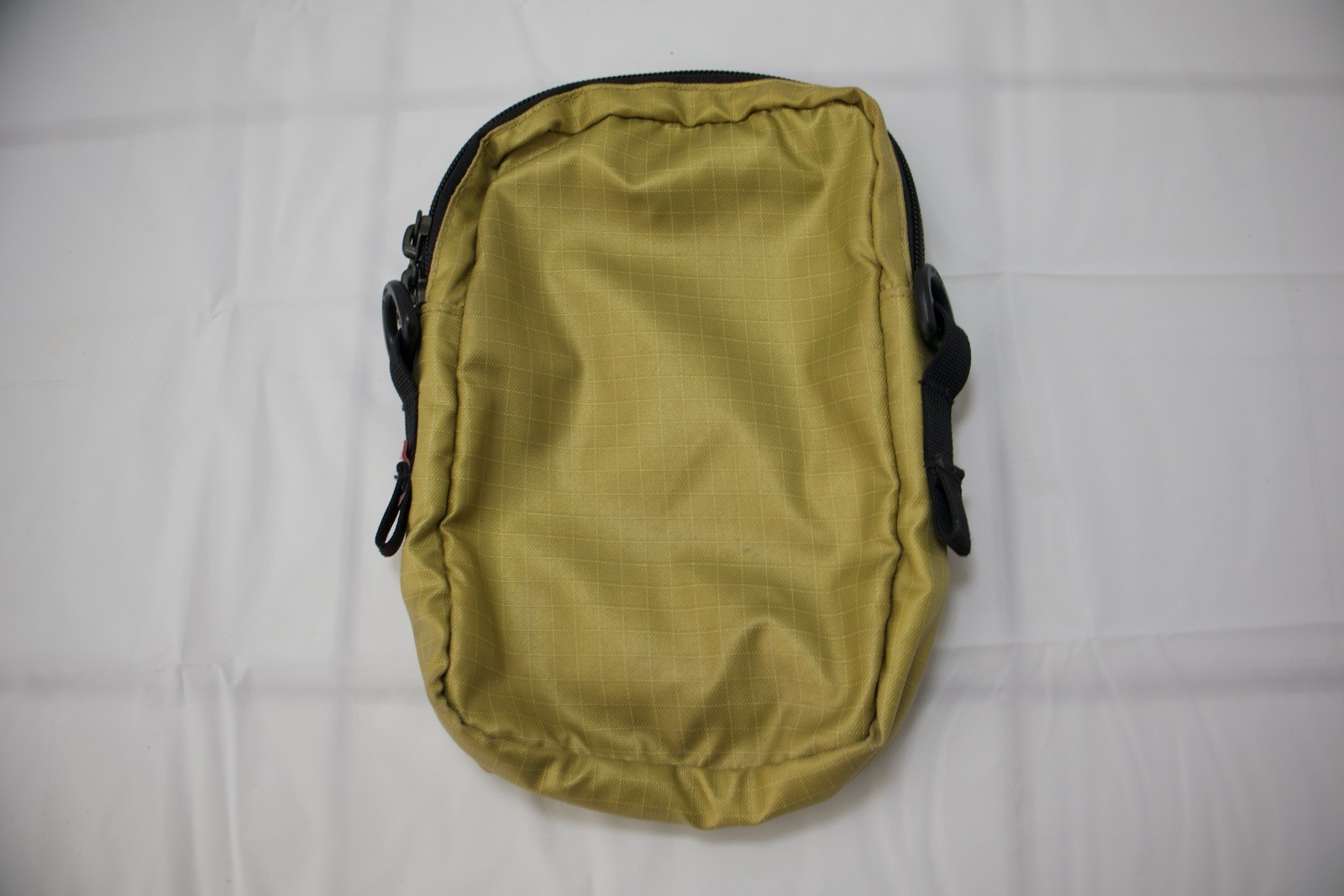 Supreme x The North Face Gold Metallic Shoulder Bag SS18 image 2