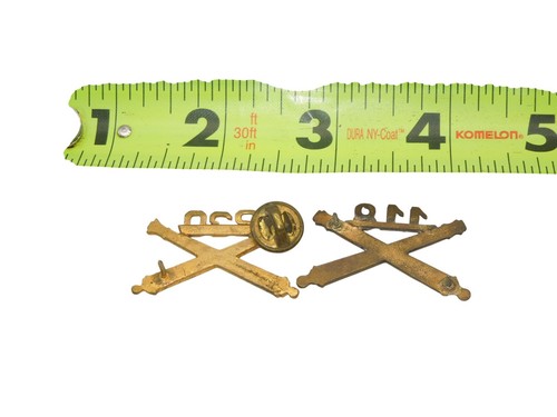 Pin's original WWII US Army numéroté 230ème et 118ème officier d'artillerie de campagne DR7 - Photo 3 sur 5