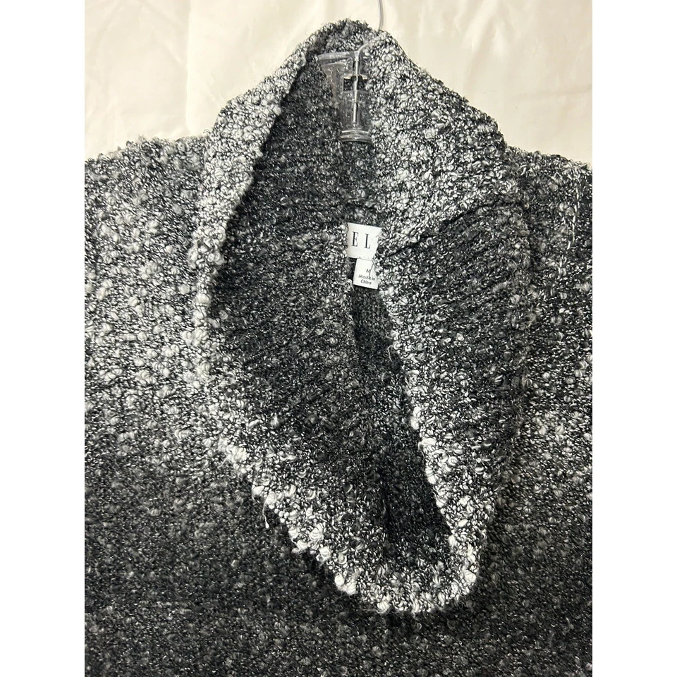 Suéter cuello capucha texturizado ombre negro blanco talla M ELLE para mujer Foto 3 de 4