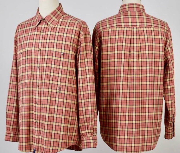Tommy Hilfiger Classic Plaid Button-Down Long Sleeve – Size Medium