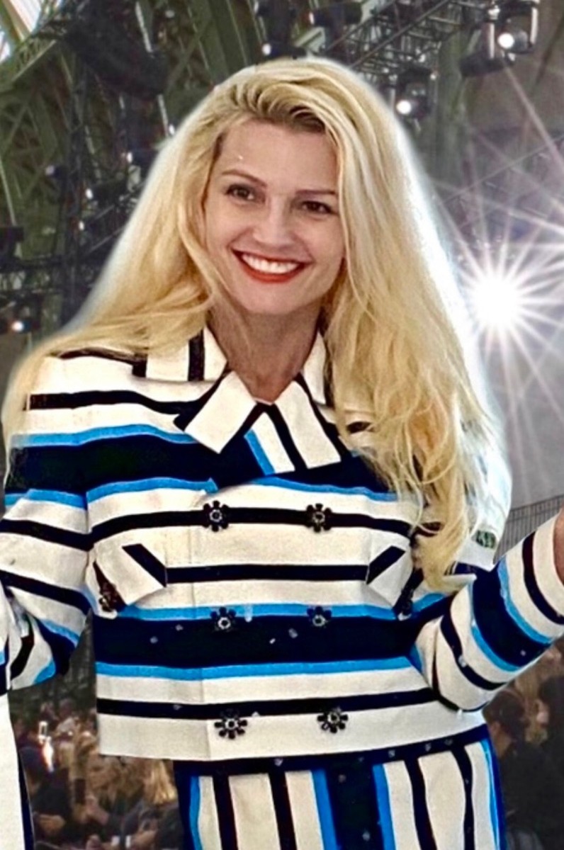 2.7K New Dolce & Gabbana 2016 White Striped Jacket 40 42 4 6