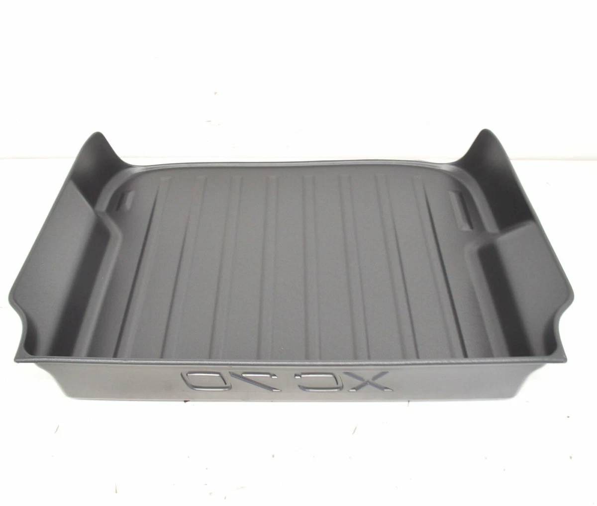 Genuine volvo on sale xc70 boot liner
