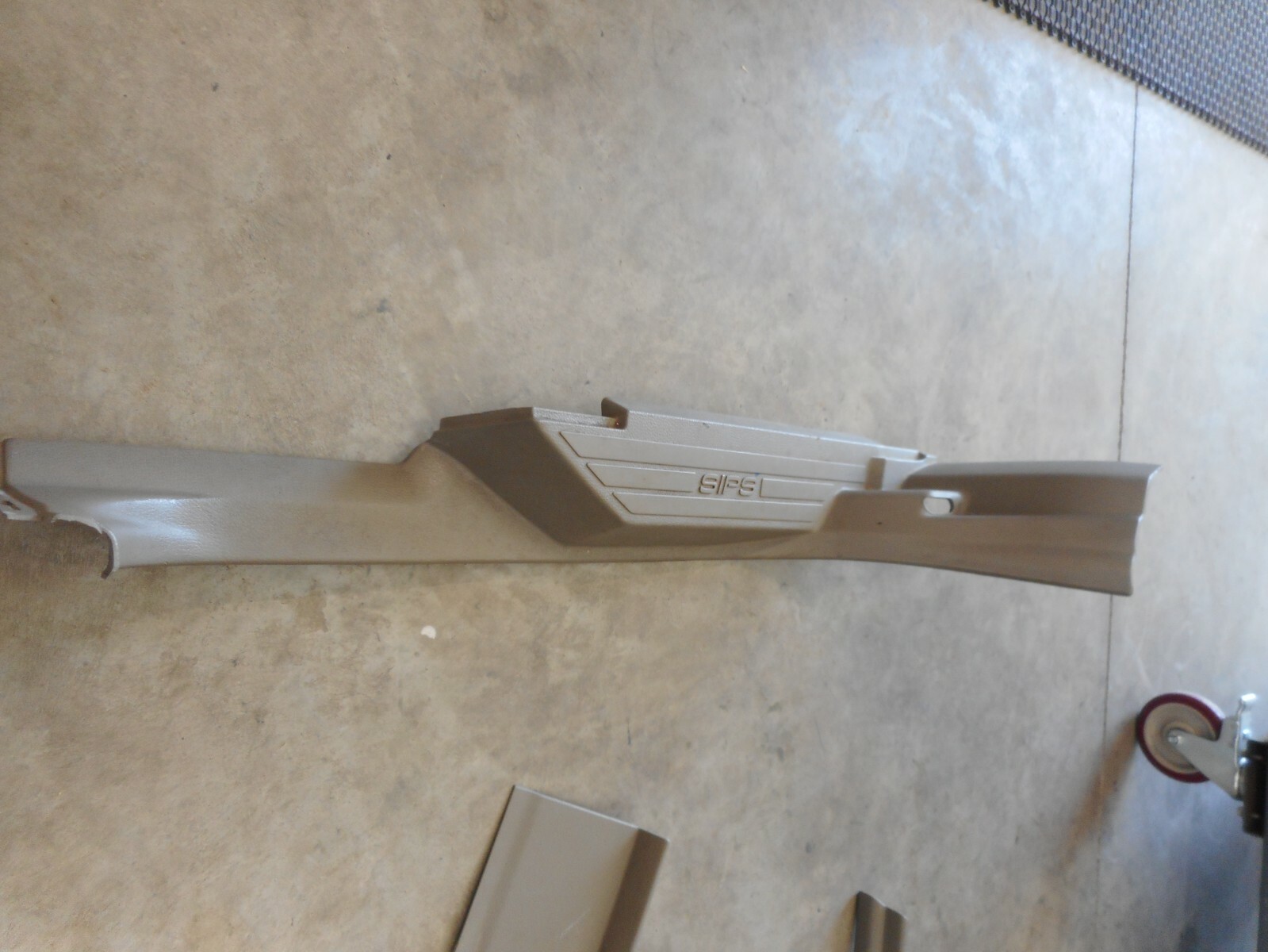 Picture 3 of 6