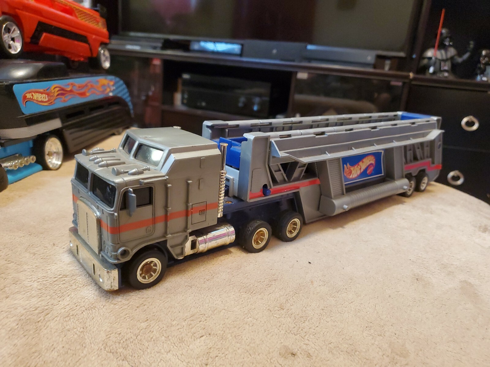 hot wheels container truck