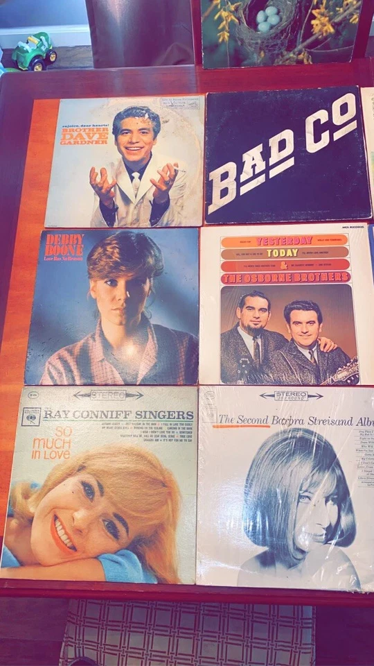 (LOT OF 20) Antique Vinyl Records At A Amazing Price! Over 300$ Value! - Image 4 of 4