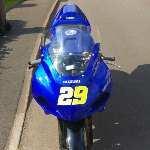 Suzuki GSXR 1000 K1 Road Track - Picture 4 of 12