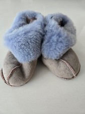 Handmade Soft Genuine Sheepskin/Shearling Baby/Toddler Booties - size: US 6