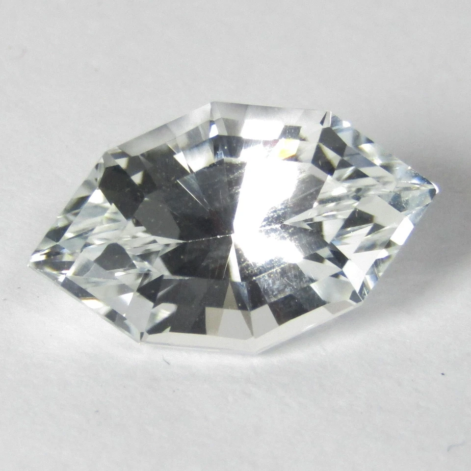 9.55Cts WOW 100% Natural Amazing White Topaz 17.5x10.3mm Marquise Cut Loose Gem - Image 4 of 4