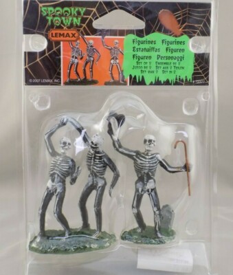 Lemax Spooky Town Dancing Skeletons 72377 Halloween 2007