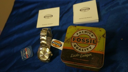 Fossil Wristwatch PR5104 w box 