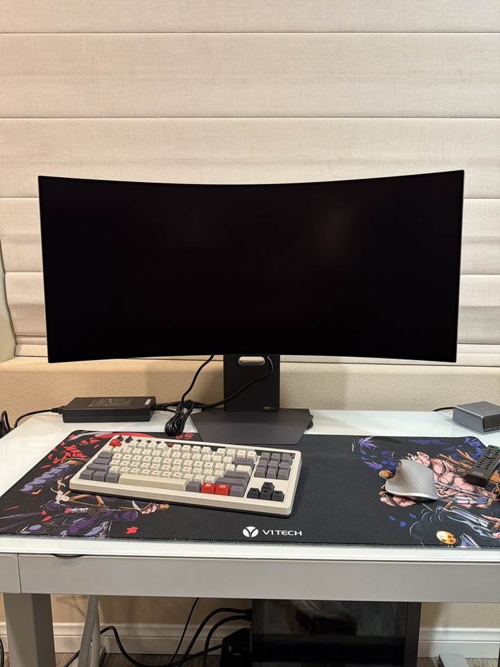 LG UltraGear GX9 OLED 34
