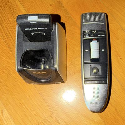 Philips SpeechMike Airbridge Diktiergerät Festspeicher Handgerät Dockingstation