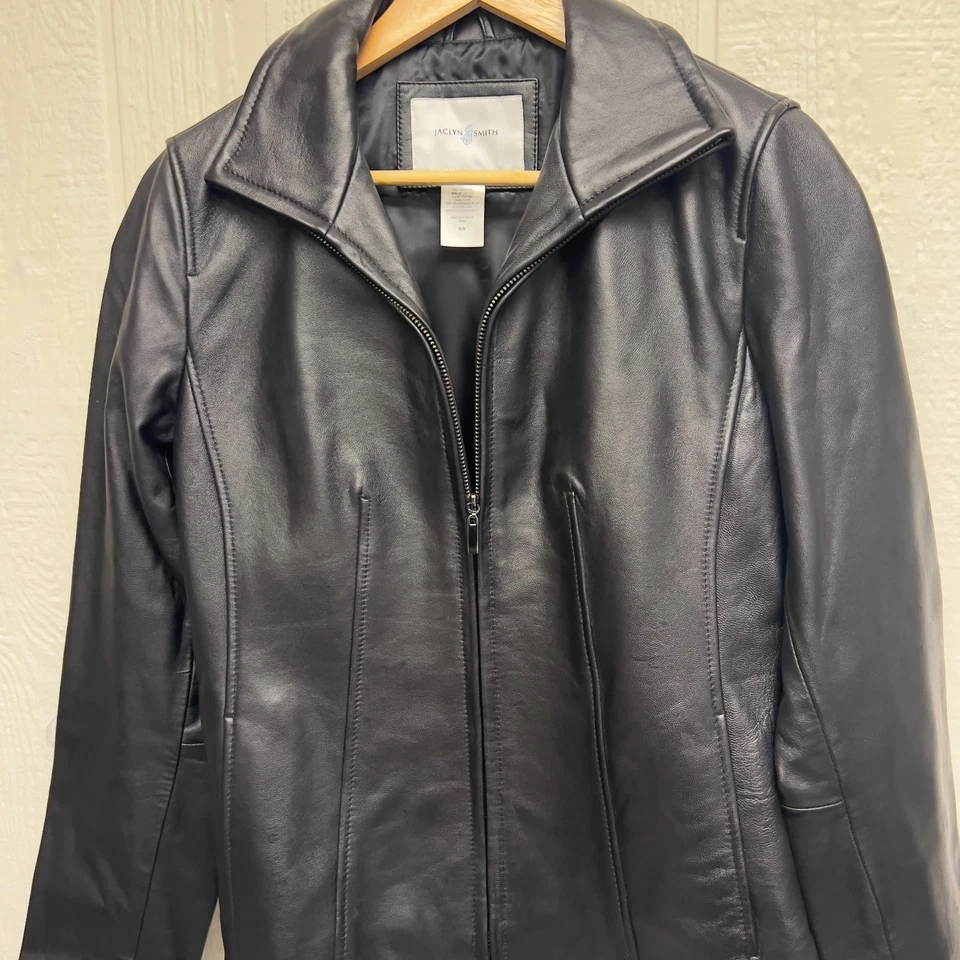 Chaqueta de cuero minimalista vintage y2k años 2000 negra para mujer mediana Foto 2 de 4