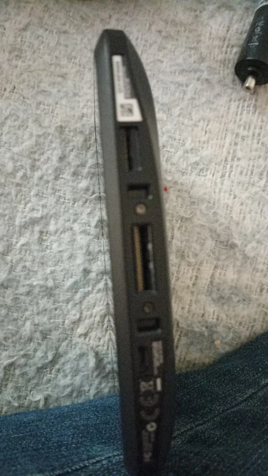 vend GPS TOMTOM NEUF NOIR avec accessoires  - Photo 4/4