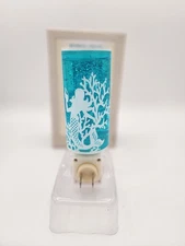 CRACKER BARREL Mermaid Lantern Night Light Shimmers/Sparkles New in Box Plug In