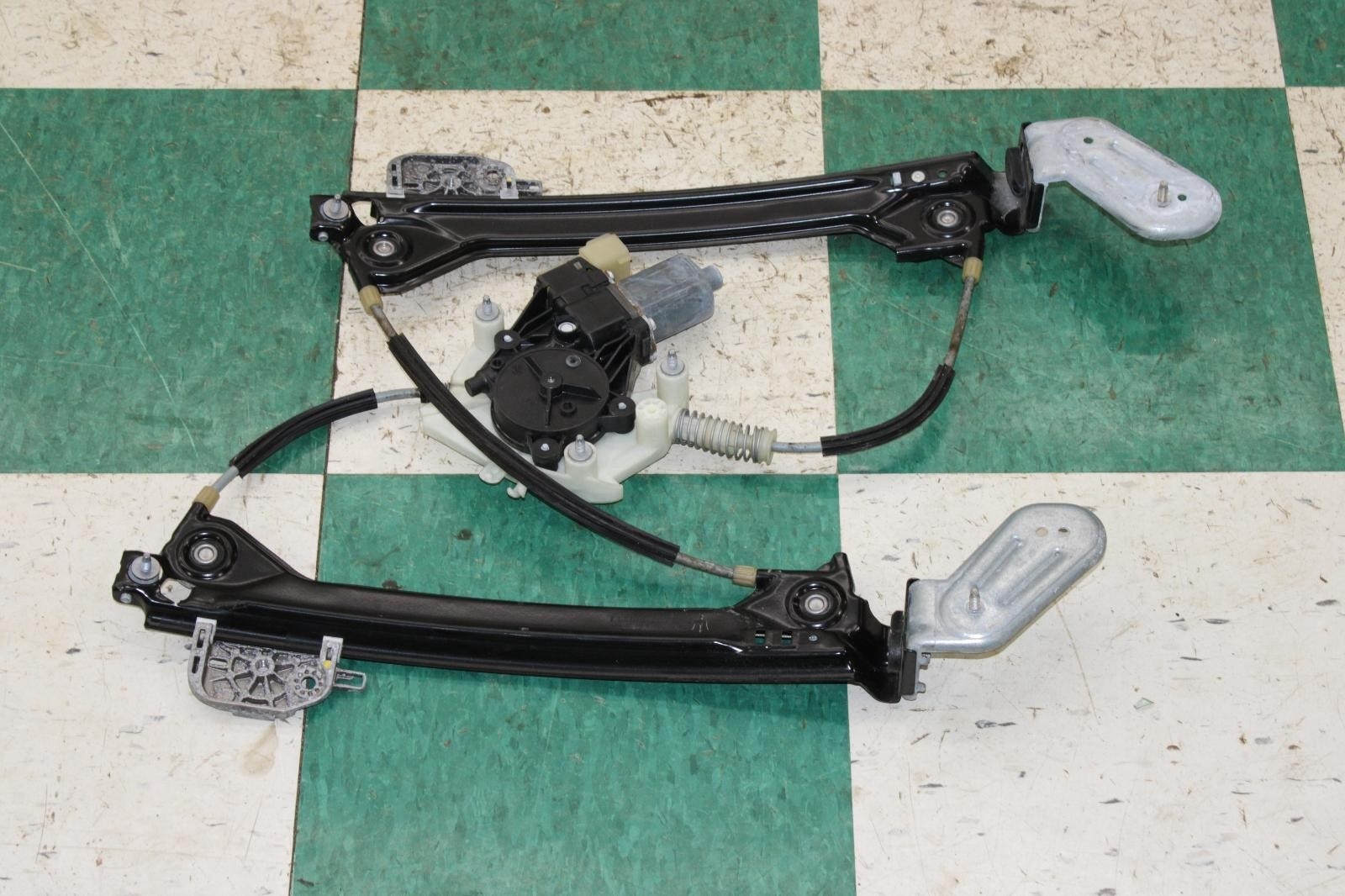 Maserati Ghibli 2014-2021 Rear Left Window regulator